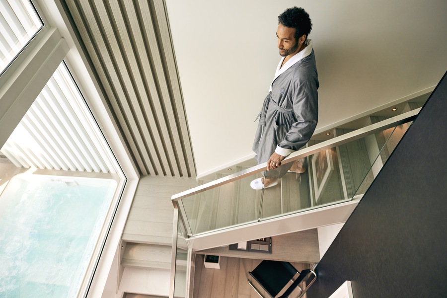 Celebrity Cruises Celebrity Beyond Edge Villa Staircase Lifestyle ©CEL.jpg
